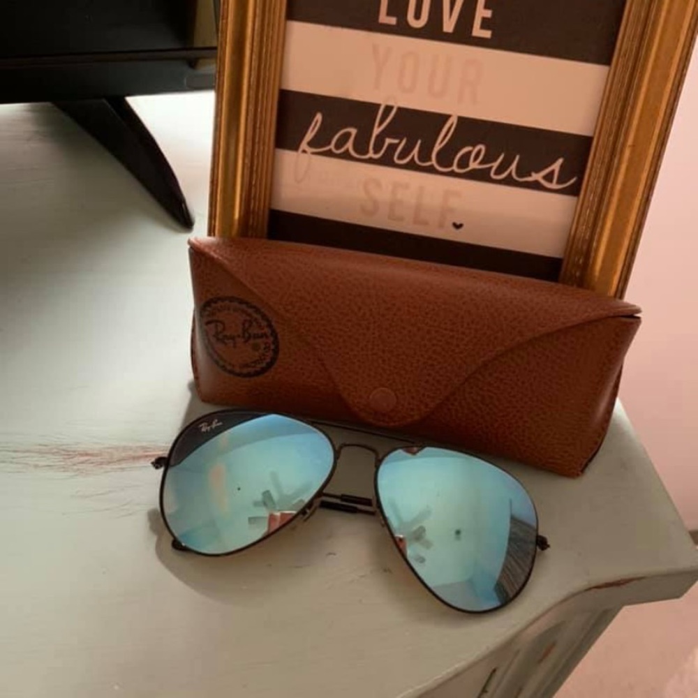 Ray ban aviators sunglasses